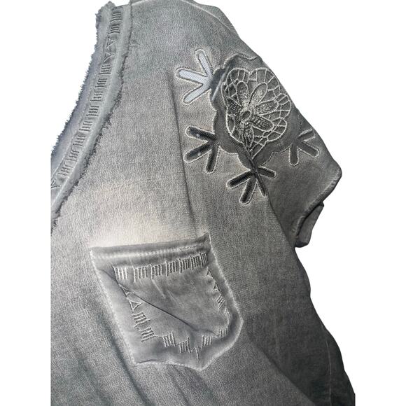 NWOT Pol Gray top size sm-XL - Picture 2 of 6